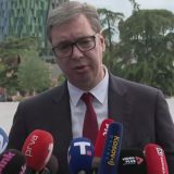 Vučić iz Tirane o predstojećem mitingu u Nišu: Mi smo manje bogati i dolazimo uglavnom autobusima i vozovima… 11