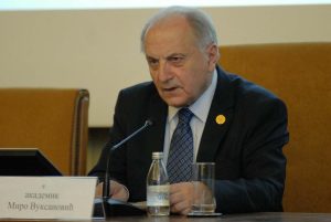 Preminuo književnik i akademik Miro Vuksanović 1