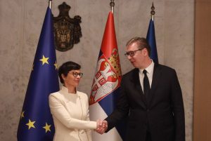 "Suština je jednostavna - preigrao se": Šta ako Vučić ne potpiše Mrdićeve zakone? 10