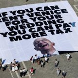 'Pobeda': Demonstranti slave Bezosovu promenu mesta venčanja u Veneciji 3