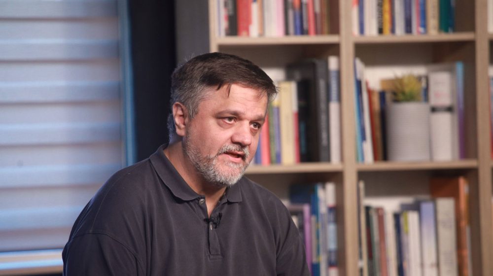 "Ćup televizije i uspavane institucije hrane ličnu vlast Vučića": Zoran Gavrilović za Danas 1