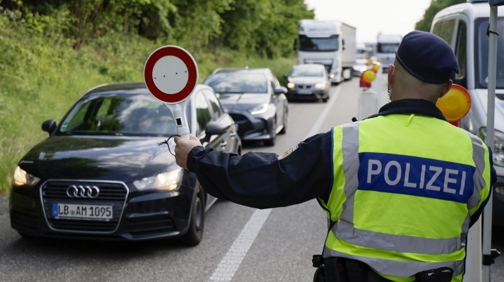 Holanđani počeli samoinicijativno da kontrolišu granice 1
