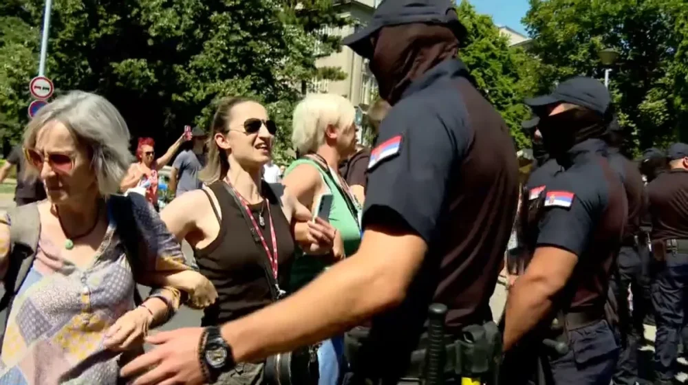 Dekan Poljoprivrednog fakulteta: Nemamo veze sa blokadama saobraćaja u Zemunu 1