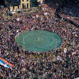 Španski mediji: Masovne demonstracije protiv autokratskog i korumpiranog Vučićevog režima 5