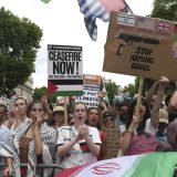 U Londonu desetine hiljada ljudi na skupu podrške Palestincima u Gazi i protiv rata Izraela s Iranom 4