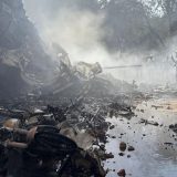 Srušio se avion Er Indije sa 242 ljudi na letu za London 4