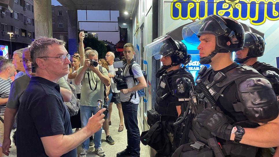 Lokalni izbori u Zaječaru i Kosjeriću: Zatvorena birališta, velika izlaznost 1 Pripadnici Žandarmerije u Zaječaru