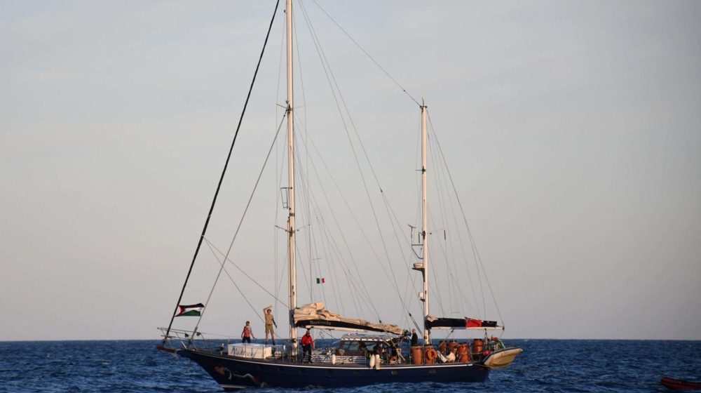 Brod sa aktivistima i Gretom Tunberg približava se Pojasu Gaze: "Medlin" stigao do egipatske obale 1