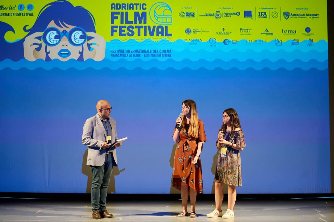 "Miris sveže farbe" nagrađen na Adriatic Film Festivalu u Italiji 2 Miris Sveže Farbe // Maja Suša