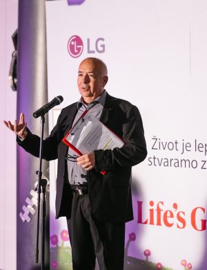 Nenad Črnila menadžer za projekte LG Eco Solution za Srbiju "Život je lep kada stvaramo zajedno": Proglašeni pobednici LG likovnog konkursa za osnovce 2