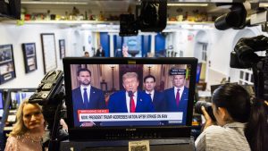 Vojska Sjedinjenih Američkih Država izvela je vazdušne napade na tri nuklearna postrojenja Irana. Predsednik Donald Tramp u obraćanju javnosti izjavio je da su sva ključna postrojenja u potpunosti uništena. Iran je posle par sati od američkog udara ponovo ispalio rakete na Izrael.