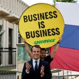 Aktivisti ukrali Makronovu voštanu figuru iz muzeja 3