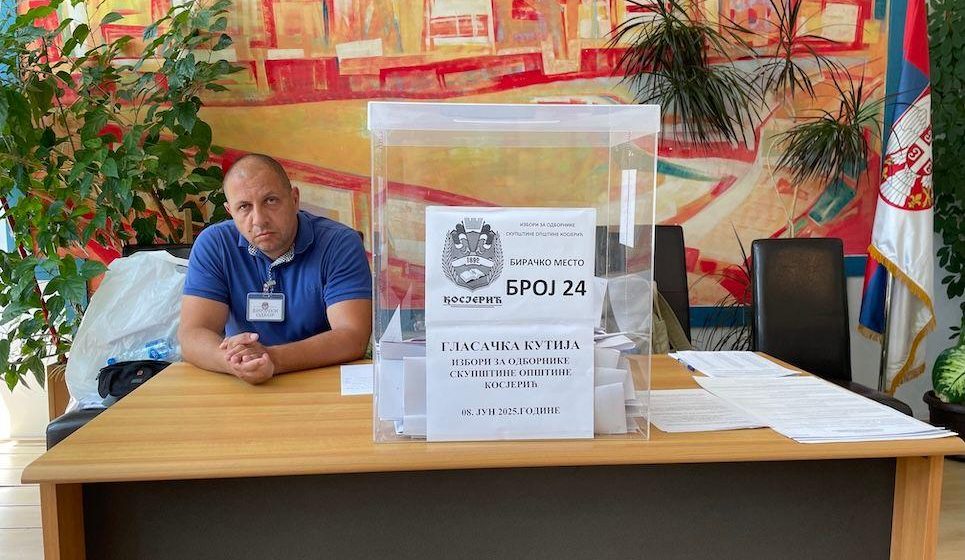 Kreni-Promeni zabeležio veći broj nepravilnosti na biračkim mestima u Kosjeriću i Zaječaru 1 Kreni-Promeni zabeležio veći broj nepravilnosti na biračkim mestima u Kosjeriću i Zaječaru 1