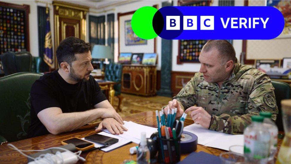 Kako je Ukrajina izvela smelu akciju 'Paukova mreža' na ruske bombardere 1 Ukrajinski predsednik Vladimir Zelenski razgovara sa šefom službe bezbednosti (SSU) Vasilom Maljukom posle napada na ruske vojne baze