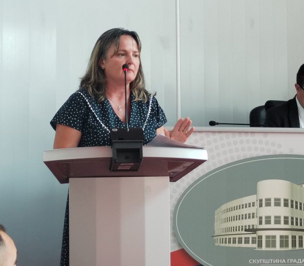 Opozicija podnosi krivične prijave protiv gradonačelnika Niša koji je građanima skandirao "ustaše": On je poziva da se "stavi u njegove cipele" 3