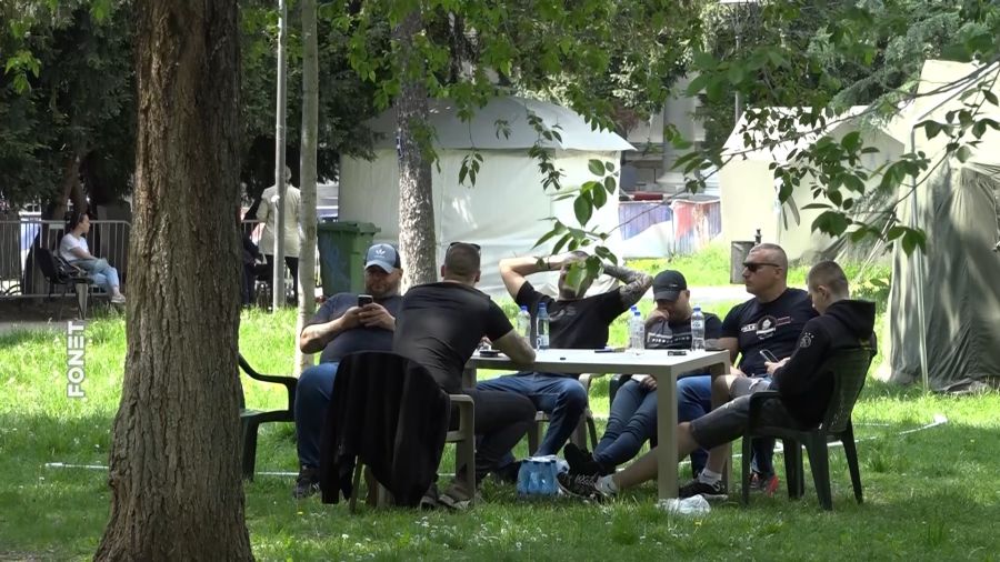 Gde je Vučićeva "tiha i besna većina" i koliko je dobro što je nema na ulicama? 1