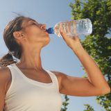 Koliko vode zaista treba da pijemo dnevno: Evo od čega zavisi 12