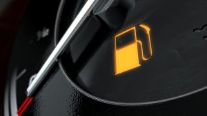 Stručnjak za energetiku Miloš Zdravković izjavio je danas da ne očekuje probleme sa snabdevanjem gorivom na pumpama, ali da je pitanje koliko će ono koštati, istovremeno ukazujući da je snabdevanje gasom mnogo veći problem kojim se Srbija nije dovoljno bavila, ne samo u skorije vreme, već proteklih decenija.