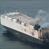 Požar na brodu potopio 3.000 automobila kod Aljaske