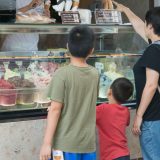 Poljoprivredna inspekcija kontrolisala poslastičarnice: Od 53, nepravilnosti utvrđene u 31 objektu 8