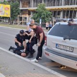 Danas saznaje: Policajcu, koji je juče napadnut u Novom Sadu, preti suspenzija 4