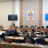 Da li je odluka beogradske opozicije da ne učestvuje na sednici Skupštine grada politički opravdana? 4