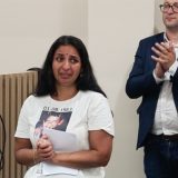 (VIDEO) Skupština grada Beograda o rebalansu budžeta: Suze u sali zbog Dušana Jovanovića, romskog dečaka ubijenog 1998. godine koji je dobio svoj park 5