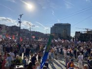 Slavija Vidovdan protest 28. jun Incidenti nakon studentskog protesta na Vidovdan, ima povređenih i privedenih (FOTO, VIDEO) 44
