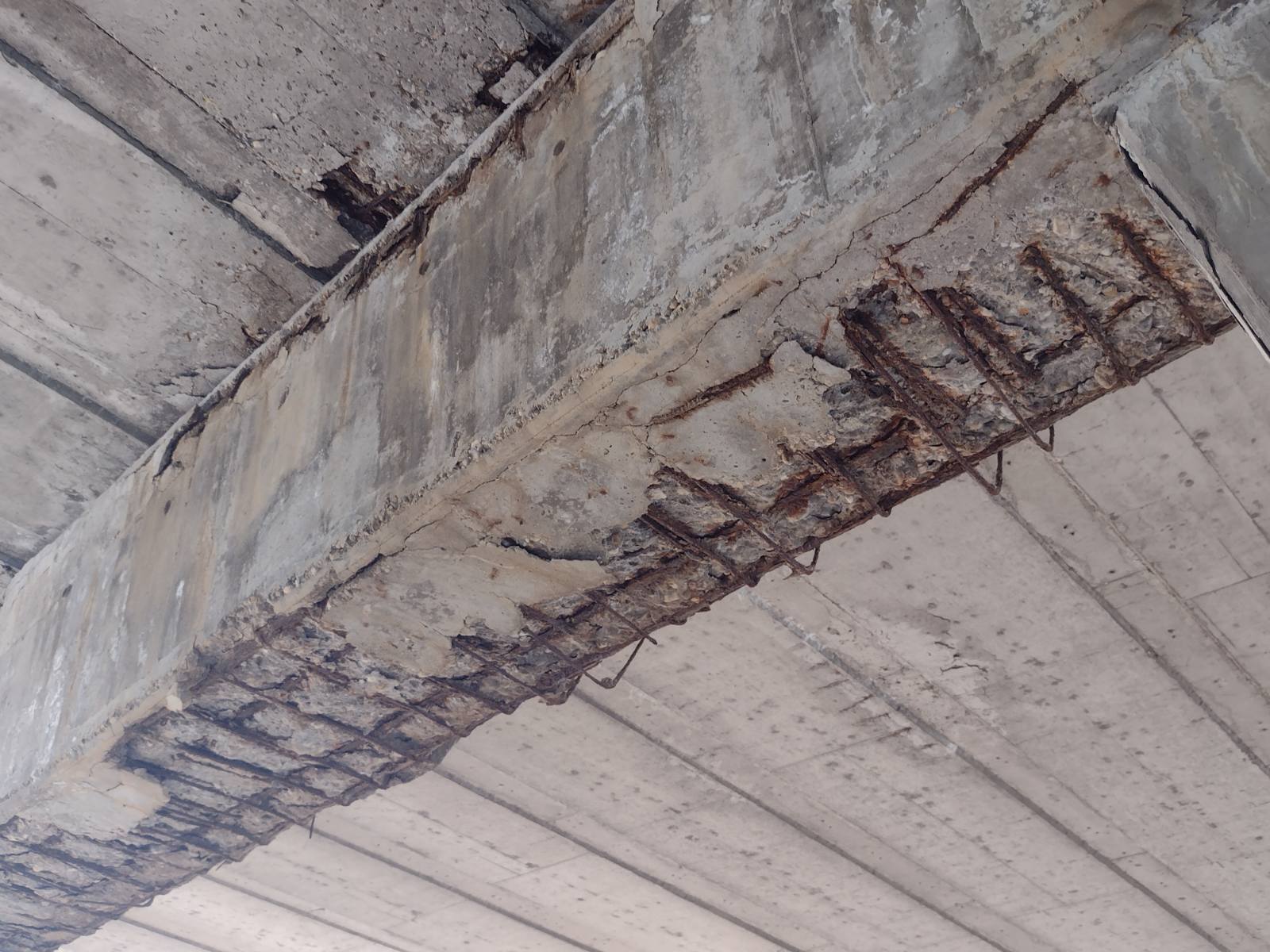 Trosatna blokada nadvožnjaka u kragujevačkoj Sušici završena "pumpanjem" i bukom umesto predviđenom tišinom 2