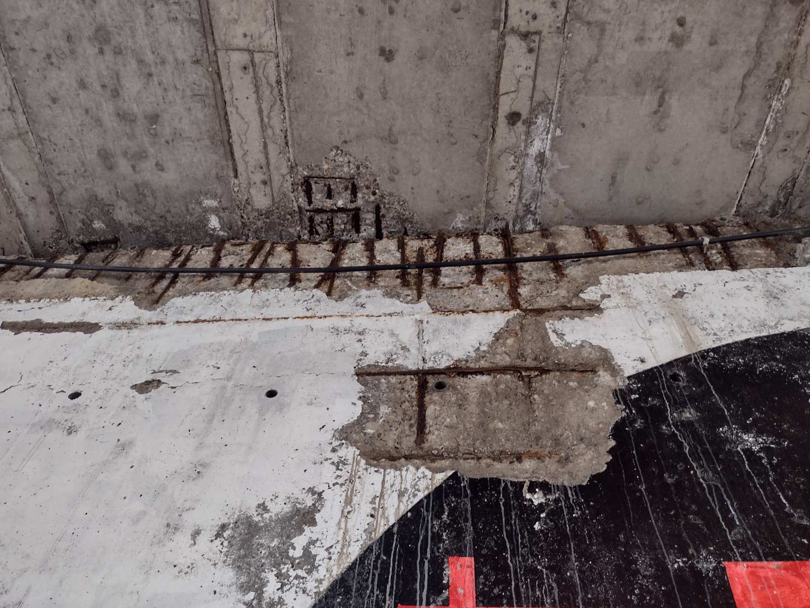 Trosatna blokada nadvožnjaka u kragujevačkoj Sušici završena "pumpanjem" i bukom umesto predviđenom tišinom 3