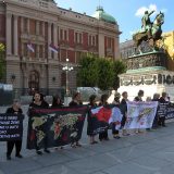 "Pamtimo žene silovane u ratu": Protest u crnini i ćutanju na Trgu republike 3