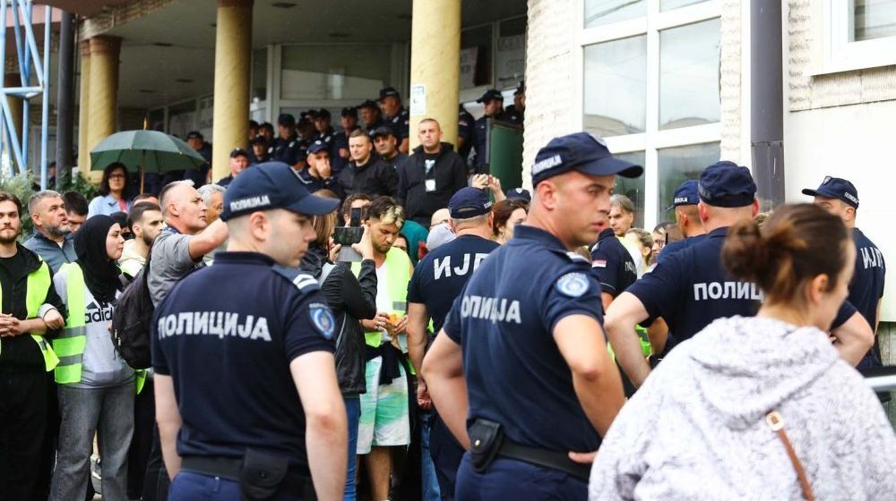Novi Pazar: Još petorica optužena zbog sumnje da su ispred DUNP napali policajce 7