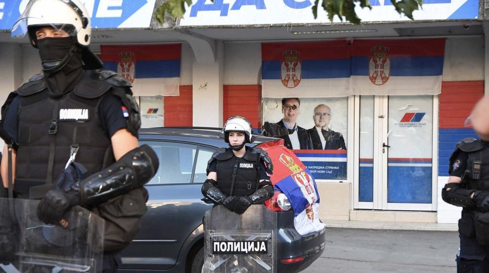 Zbog navodnog vređanja policije u Subotici privedena još jedna osoba 1