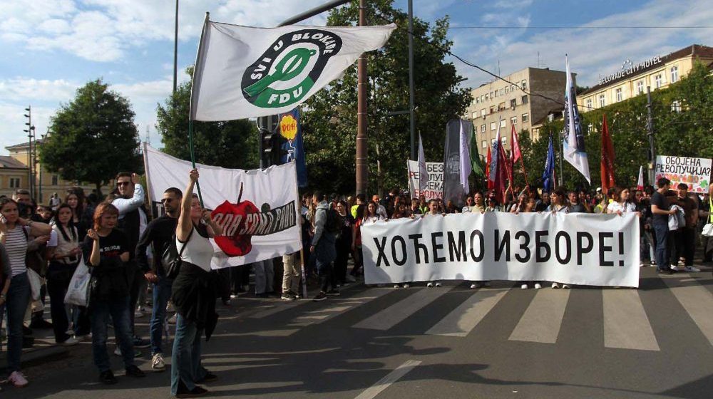 Studenti poručili političarima: Nikakva prelazna vlada ne dolazi u obzir 1