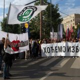 Studenti poručili političarima: Nikakva prelazna vlada ne dolazi u obzir 1