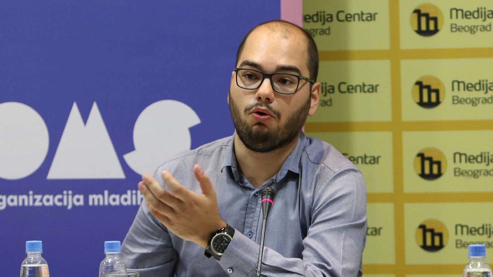 Da li SNS-u odgovara distanciranje od EU? 4