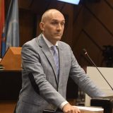 Novosadska opozicija traži da se na sednici raspravlja o izborima za mesne zajednice i policijskom nasilju nad građanima 9