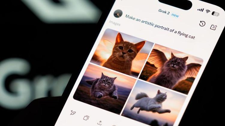 zahtev AI da napravi sliku mačke koja leti ispisan na telefonu zajedno sa generisanim fotografijama