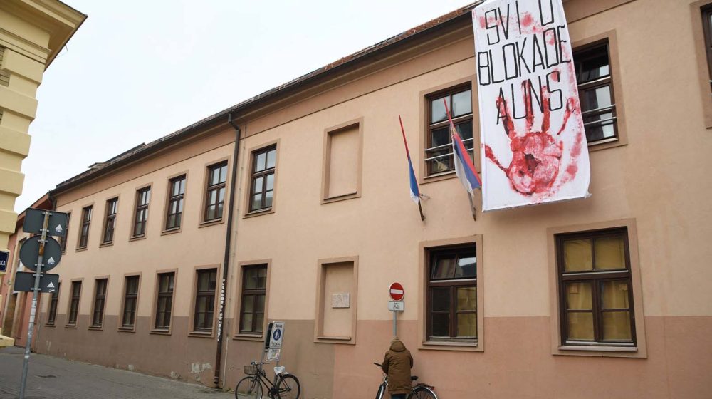 Dekanu Akademije umetnosti nije odobreno da se obrati odbornicima novosadske skupštine 1