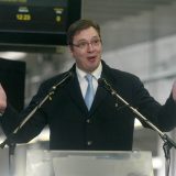 Vučić brani neregistrovanu "Niš TV" od "siledžijske kampanje": Nakon građanskog protesta zbog priloga o profesorima 1