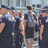 Uhapšen muškarac nakon napada na policajce 5