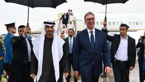 Prema rečima Aleksandra Vučića, predsednika Srbije, Rusi pregovaraju sa tri kompanije o preuzimanju većinskog vlasništva u NIS-u.