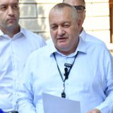 Poslanici DS-a zatražili posetu pritvorenima iz Kraljeva koji su osumnjičeni za nasilnu smenu vlasti 4