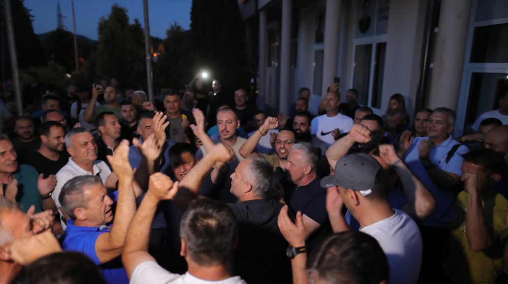 Rekordna potrošnja u Kosjeriću i Zaječaru: Koliko su koštale kampanje SNS? 1