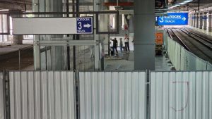 Ministarstvo građevinarstva, saobraćaja i infrastrukture izdalo je 27. januara preduzeću Infrastruktura železnice Srbije (IŽS) potvrdu o prijavi radova na rekonstrukciji peronskih greda železničke stanice ispod kote 105,50.