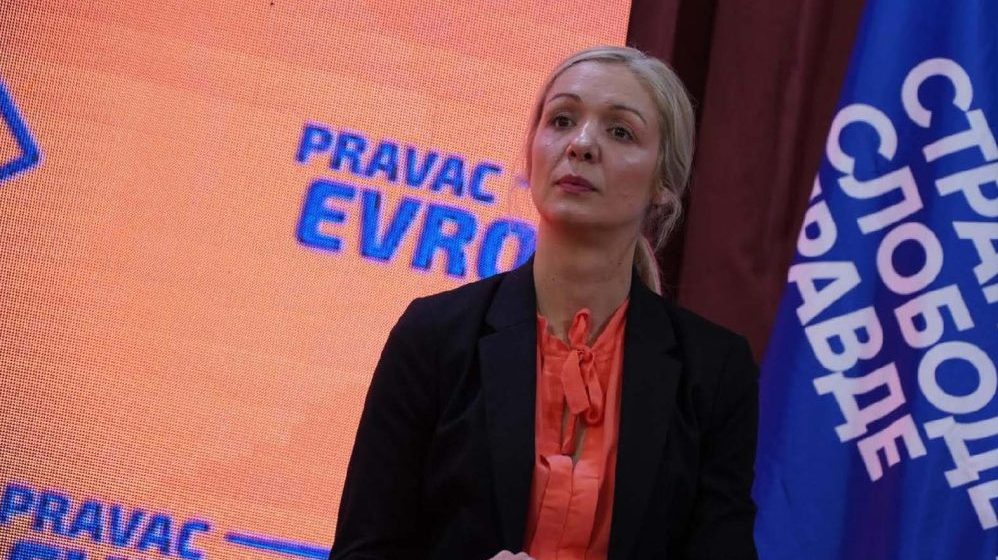 "Vozovi ka severu zemlje se zaustavljaju i putnici evakuišu zbog ’dojava o bombama‘": Narodna poslanica Jelena Milošević za Danas 1