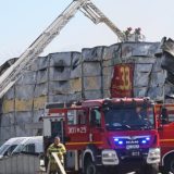 Veliki požar kod Varšave u stambenom bloku: Oko 500 ljudi ostalo bez krova nad glavom 1