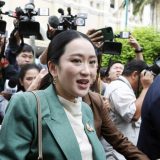 Sud na Tajlandu odlučio: Suspendovana premijerka, ćerka crnogorskog državljanina 8