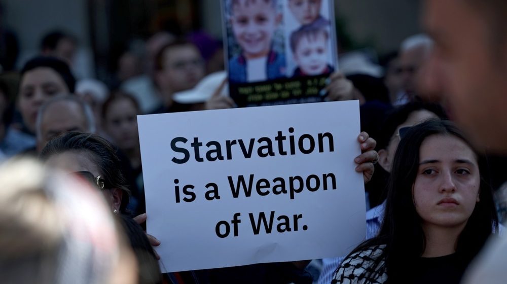 Gardijan analizira: Kako Izrael propagandnom kampanjom pokušava da skine sa sebe odgovornost za izgladnjivanje i ubijanje Palestinaca 1