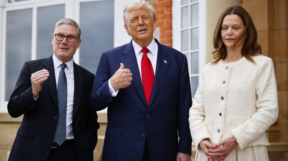 "Neko bi trebalo da kaže hvala": Tramp sa Starmerom u Škotskoj 1